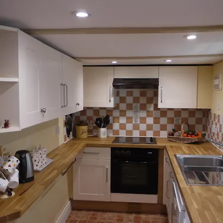 Corner House * Grinton